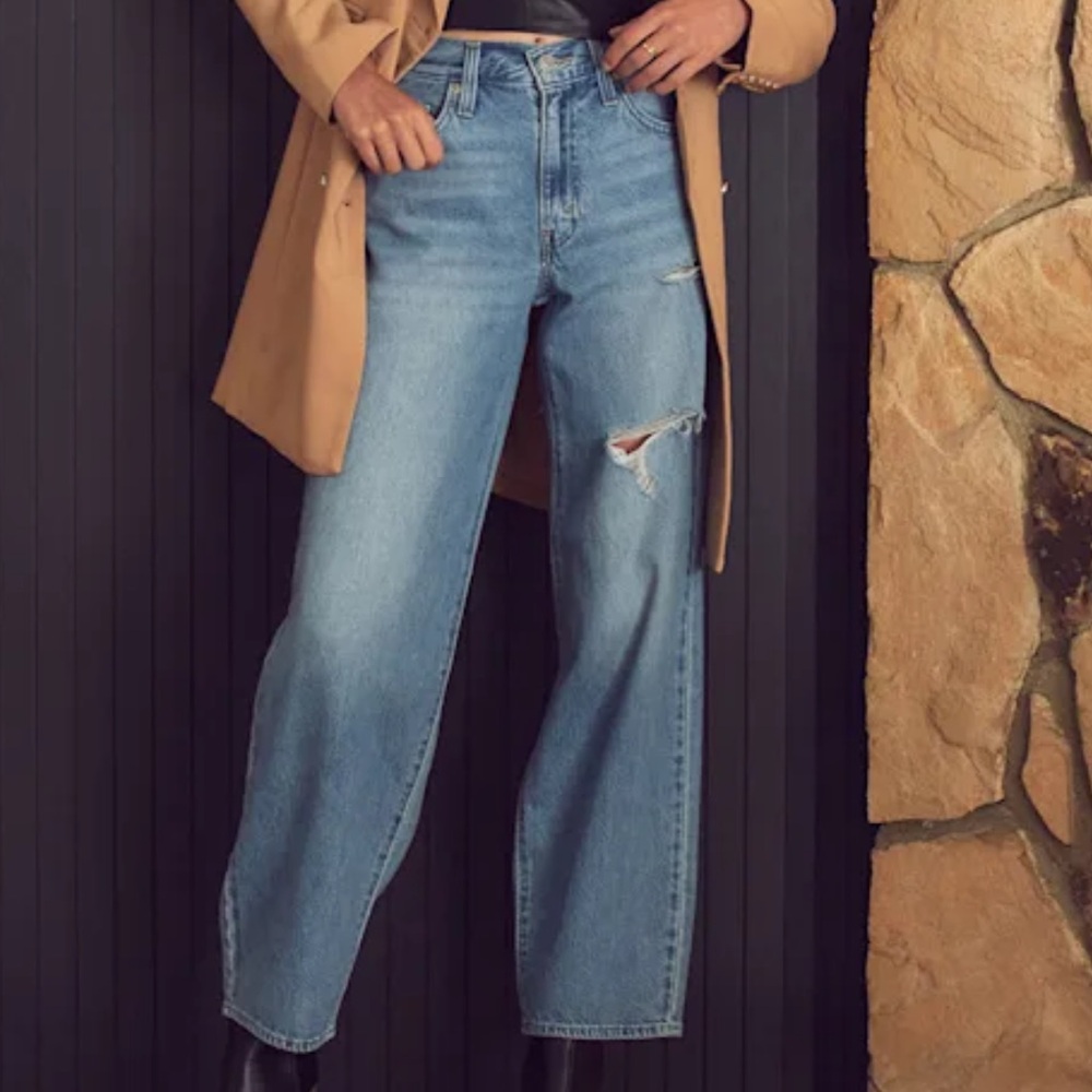 Levi’s Baggy Dad Jean